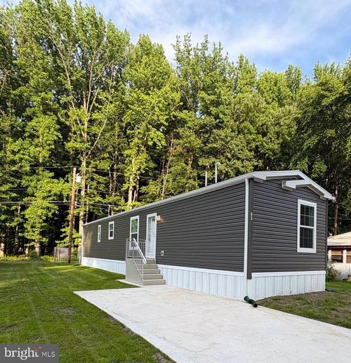 65 Forest Dr, PENNSVILLE, NJ, 08070-1034 | Card Image