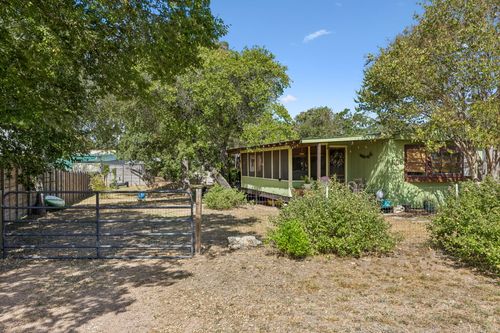 1106 Minnie Dr, Austin, TX, 78732-6001 | Card Image