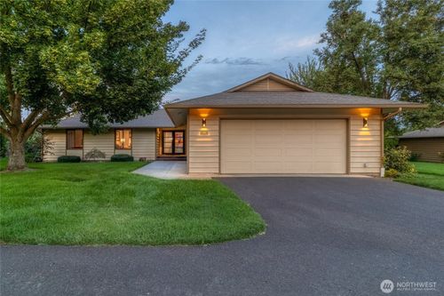 1382 Highland Rd, Walla Walla, WA, 99362-9255 | Card Image