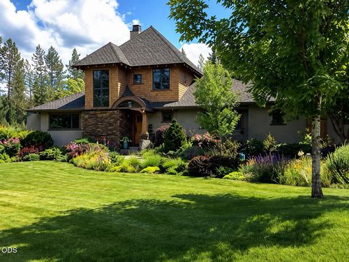 693 Horizon Hills Rd, Williams, OR, 97544-9509 | Card Image