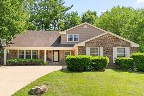 608 Iroquois Ave, Naperville, IL, 60563-1314 | Card Image
