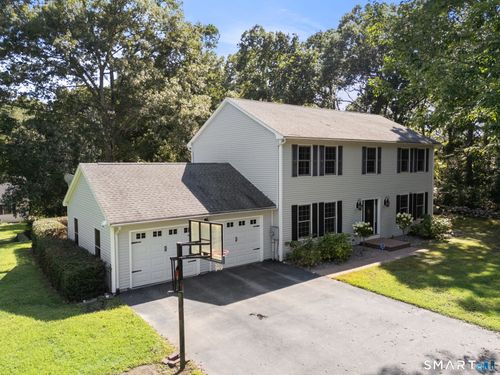 141 Briar Hill Rd, Groton, CT, 06340-2655 | Card Image