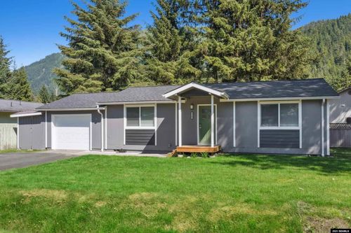 3160 Bresee St, Juneau, AK, 99801-9010 | Card Image