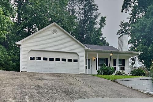 2979 Trotters Crest Dr, Snellville, GA, 30039-6226 | Card Image