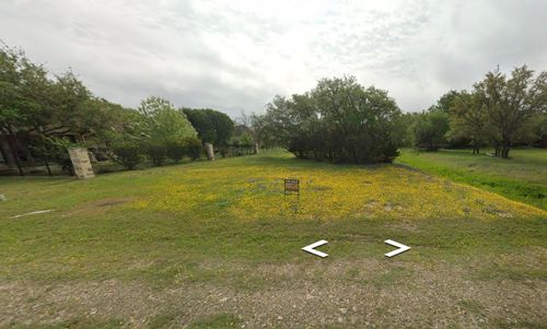 224 Sunday Dr, Burnet, TX, 78611-4546 | Card Image