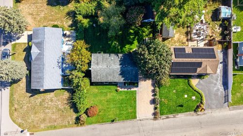 45 Lukens Ave, Brentwood, NY, 11717-3821 | Card Image