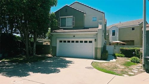 2210 Village Way, Signal Hill, CA, 90755-5994 | Card Image