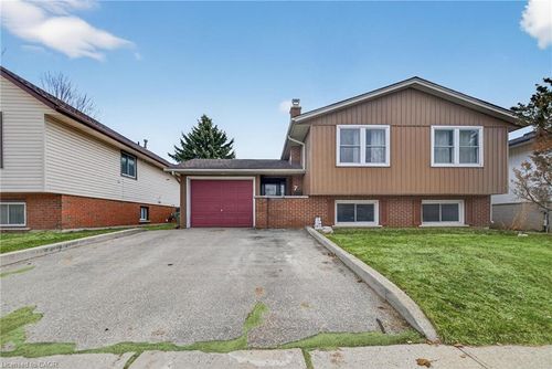 7 Sanderson Dr, Guelph, ON, N1H6T7 | Card Image