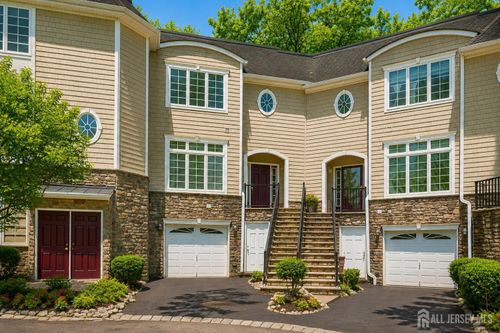 16 Jensen Ct, Old Bridge, NJ, 08857-4404 | Card Image