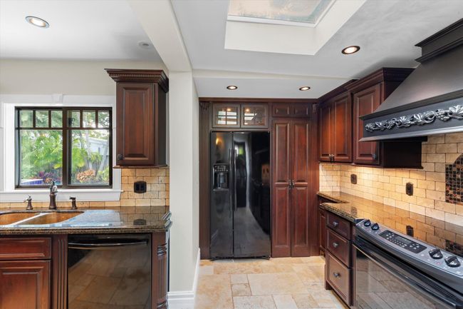 3532 Duck Ave, House other with 3 bedrooms, 2 bathrooms and null parking in Key West FL | Image 16