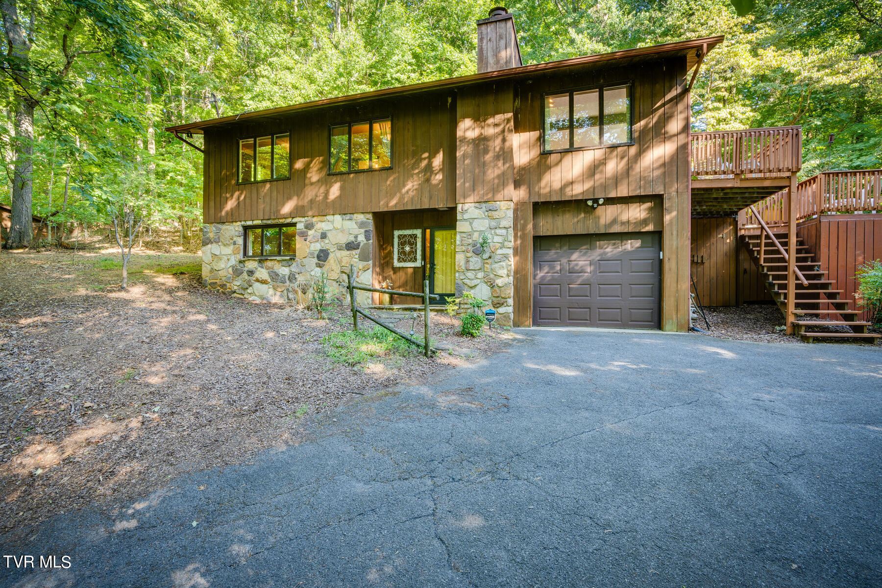 Ridgeline Dr, Kingsport, TN 37664