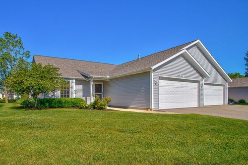 11818 Willow Wood N, Holland, MI, 49424-8975 | Card Image