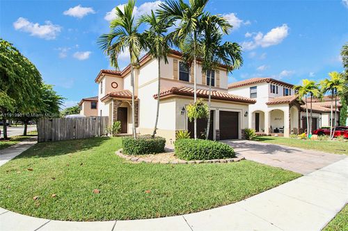 732 Se 35th Ave, Homestead, FL, 33033-7486 | Card Image