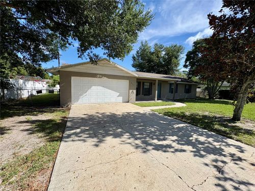 615 Floral Cir, Eustis, FL, 32726-2919 | Card Image