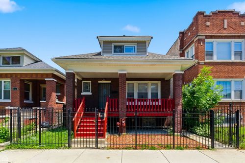 6337 S Rockwell St, Chicago, IL, 60629-1631 | Card Image