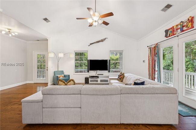 15 Palmetto Beach Dr, House other with 3 bedrooms, 2 bathrooms and null parking in Bluffton SC | Image 13