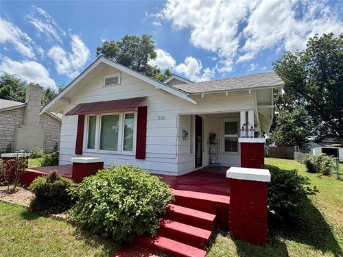 910 Overland Court, Shawnee, OK, 74801 | Card Image