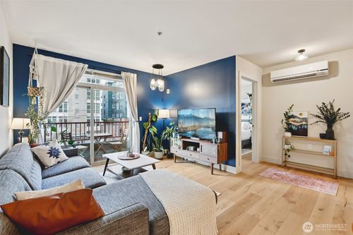 unit-206-5650 24th Ave Nw, Seattle, WA, 98107-4153 | Card Image