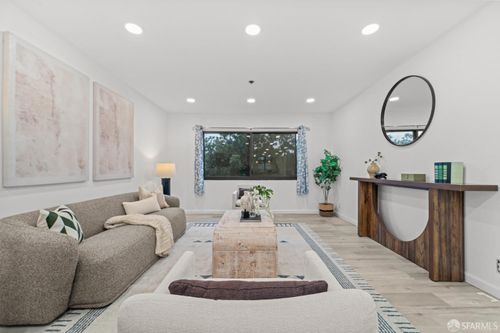 d203-117 California Ave, Palo Alto, CA, 94306-1951 | Card Image