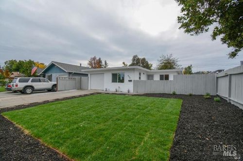 456 Lovers Ln, Vacaville, CA, 95688-4323 | Card Image