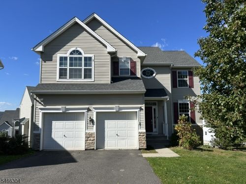 164 Sowers Dr, Hackettstown, NJ, 07840-7627 | Card Image