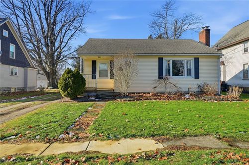 1403 Ohio Ave, Ashtabula, OH, 44004-3003 | Card Image