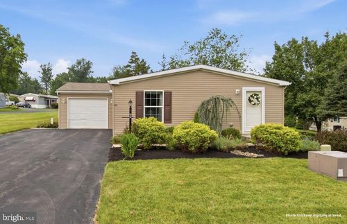 90 Robin Ln, SELLERSVILLE, PA, 18960-2840 | Card Image
