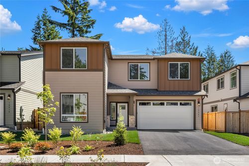 10667 Se 170th Pl, Renton, WA, 98055-8700 | Card Image