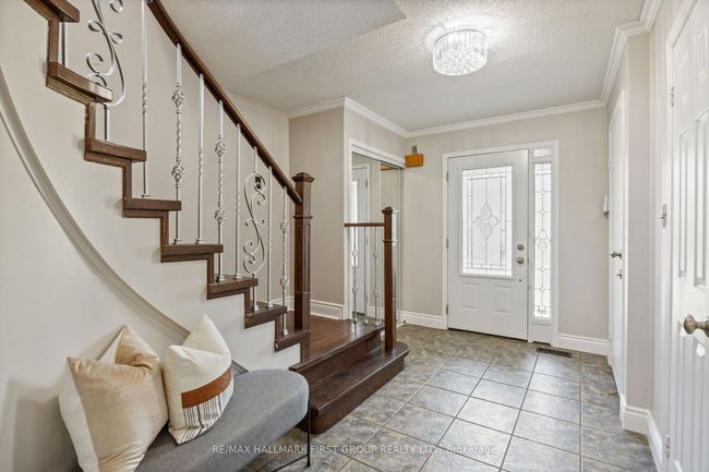 30 Leach Dr, House other with 5 bedrooms, 4 bathrooms and 2 parking in Ajax ON | Image 4