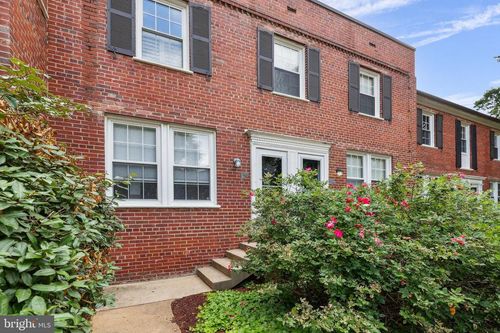 apt-711-2600 16th St S, ARLINGTON, VA, 22204-4949 | Card Image