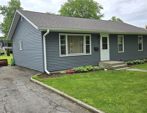 333 Indiana St, Porter, IN, 46304-1727 | Card Image