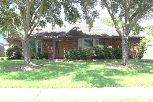 105 Scarlet Oak, Lake Jackson, TX, 77566 | Card Image