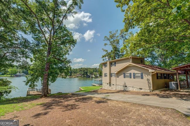 393 Templeton Cir, House other with 3 bedrooms, 2 bathrooms and 2 parking in Mansfield GA | Image 5