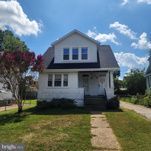2911 Pinewood Avenue, BALTIMORE, MD, 21214 | Card Image