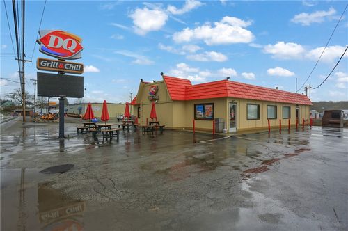3498 Sharon Rd, West Middlesex, PA, 16159-3630 | Card Image