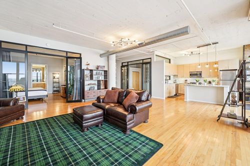 unit-607-290 Market St, Minneapolis, MN, 55405-1685 | Card Image