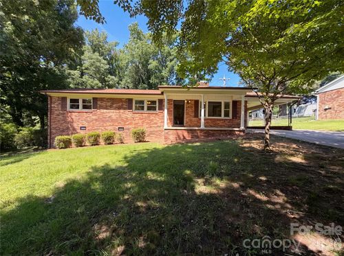 2418 Woodbridge Dr, Gastonia, NC, 28056-9139 | Card Image