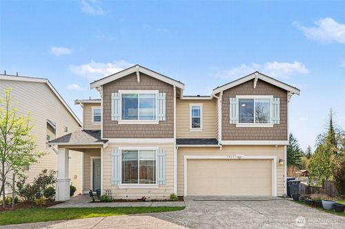 7913 39th Place Ne, Marysville, WA, 98270 | Card Image