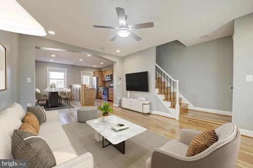 3958 Blaine St Ne, WASHINGTON, DC, 20019-3333 | Card Image