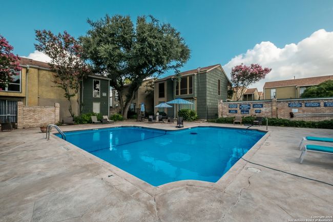 HOA pool amenity | Image 4