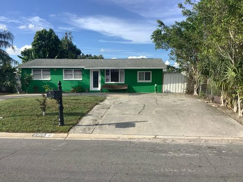 6015 W Burke St, TAMPA, FL, 33634-5132 | Card Image