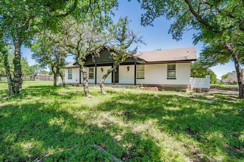 9500 S Fm 730, Azle, TX, 76020-1718 | Card Image