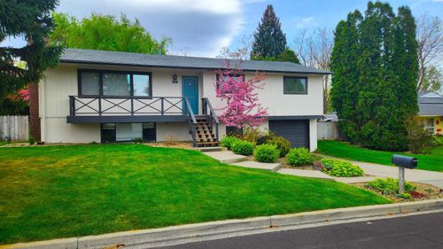 513 Holly St, Richland, WA, 99354-1822 | Card Image