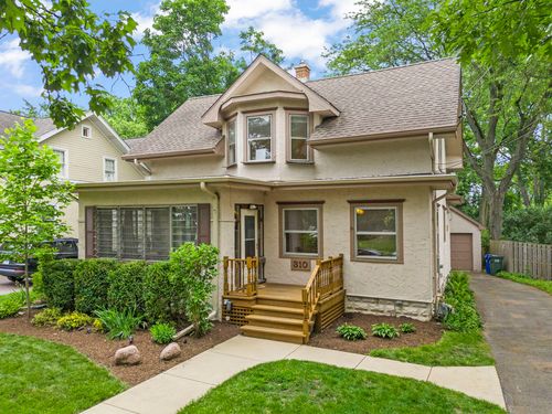 310 Forest Ave, Glen Ellyn, IL, 60137-5002 | Card Image