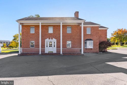 650 Millwood Ave, Winchester, VA, 22601-5167 | Card Image