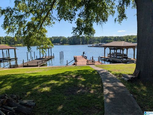 38 Coosa Island Cir, Cropwell, AL, 35054-4740 | Card Image