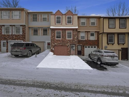 7305 Lafayette Sq, Aliquippa, PA, 15001-9519 | Card Image