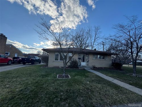 14483 Garden St, Livonia, MI, 48154-4513 | Card Image