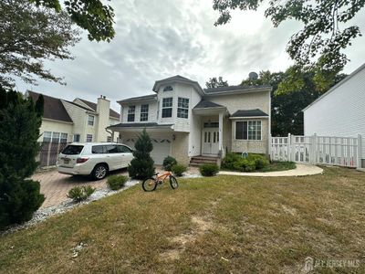 58 Gates Court, House other with 4 bedrooms, 3 bathrooms and null parking in Matawan NJ | Image 2