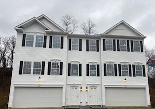 2084b-1253 Bedford Rd, Irwin, PA, 15642-5834 | Card Image